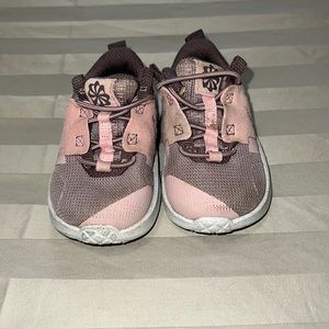 Size 5 Nike sneakers